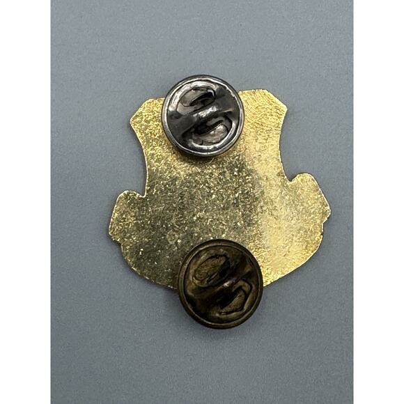 Vintage US Military Air Force Air Combat Command Insignia Lapel Pin - Picture 2 of 3